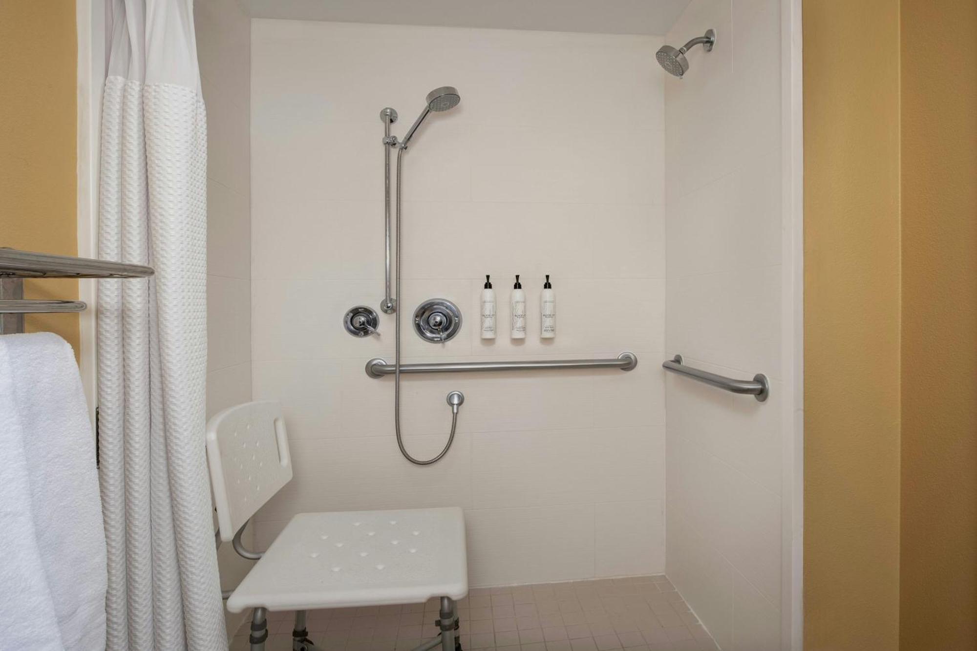 Towneplace By Marriott Portland Hotel