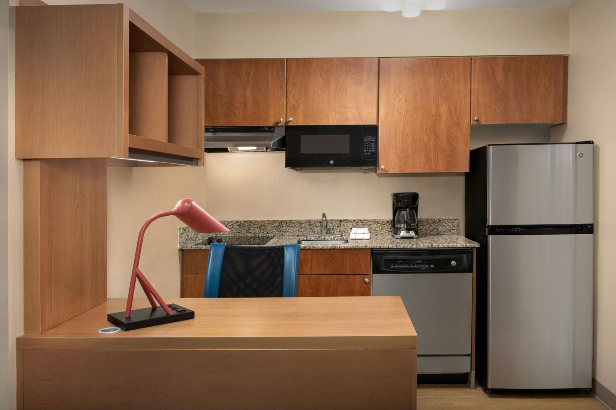 Towneplace By Marriott Portland Hotel