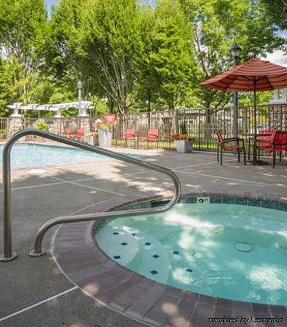 Towneplace By Marriott Portland Hotel